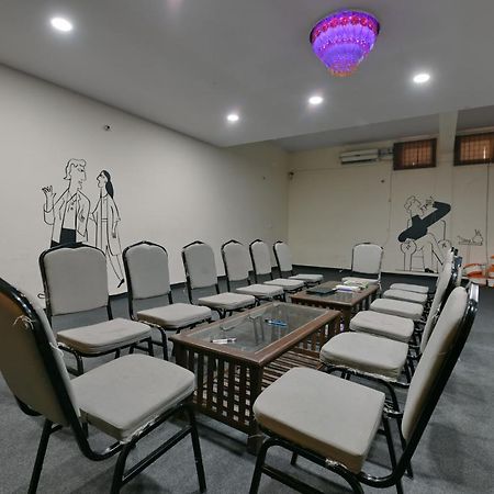 Hotel Admire Inn "Atta Market, Noida Sector 18" Exterior photo