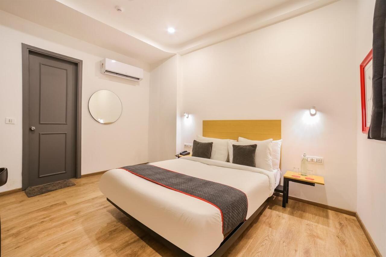 Hotel Admire Inn "Atta Market, Noida Sector 18" Exterior photo