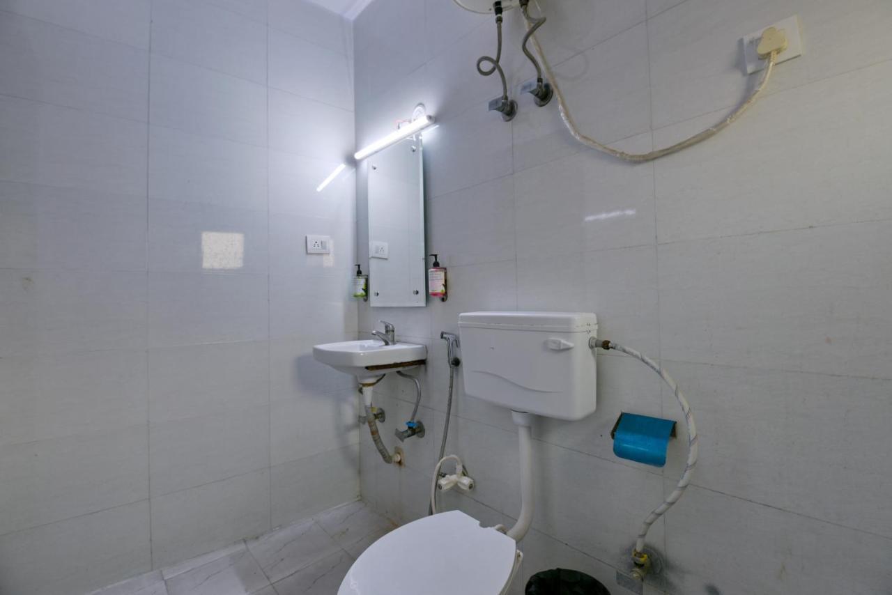 Hotel Admire Inn "Atta Market, Noida Sector 18" Exterior photo