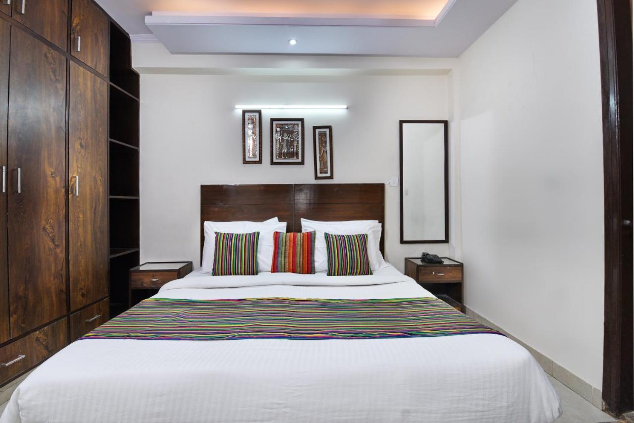 Hotel Admire Inn "Atta Market, Noida Sector 18" Exterior photo