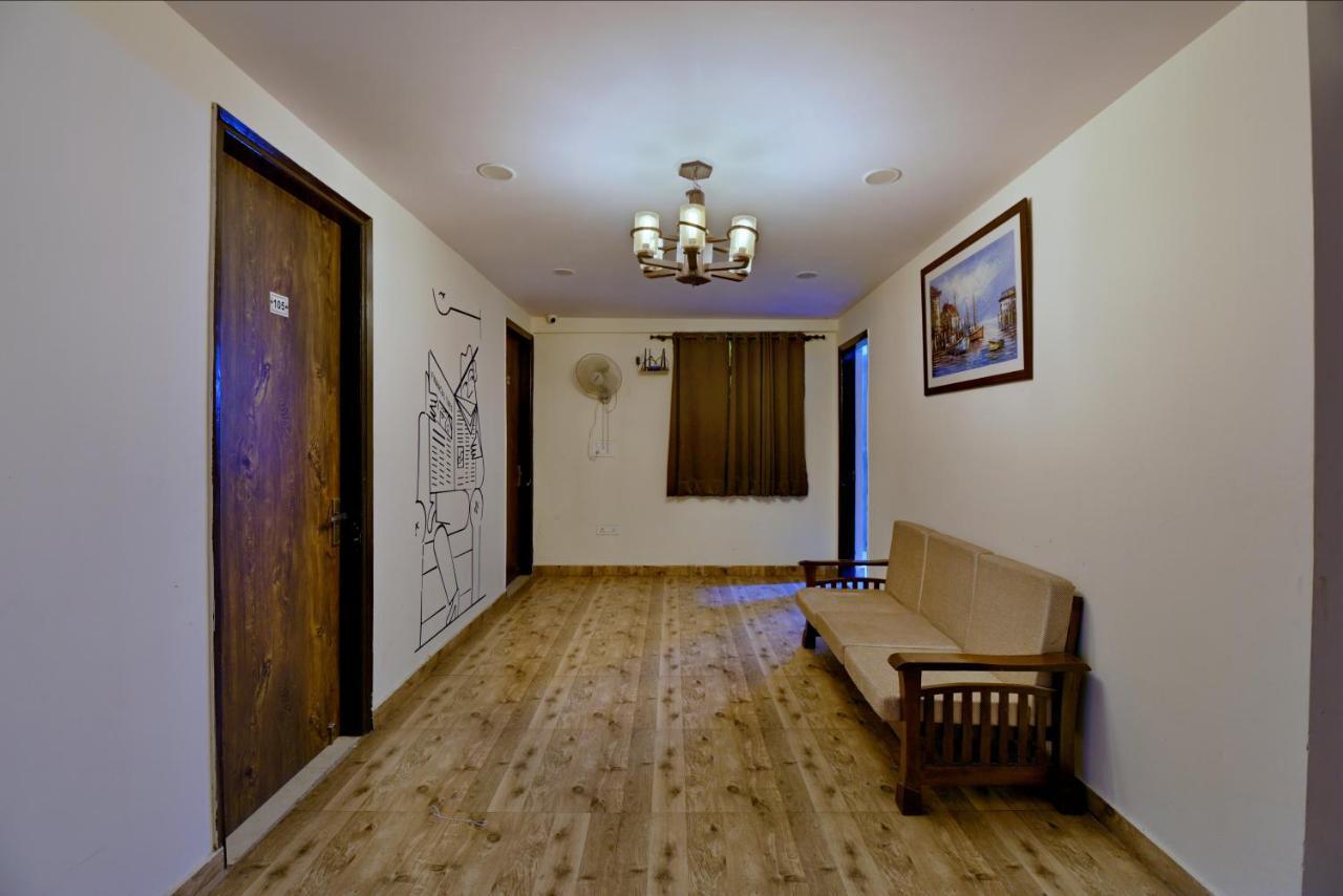 Hotel Admire Inn "Atta Market, Noida Sector 18" Exterior photo